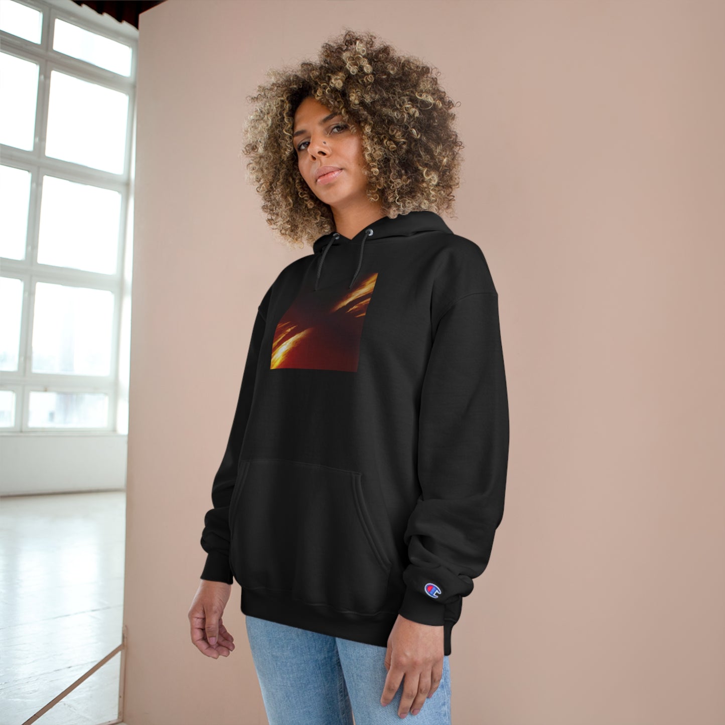 Vestrisa - angel of strength and purity. - Hoodie