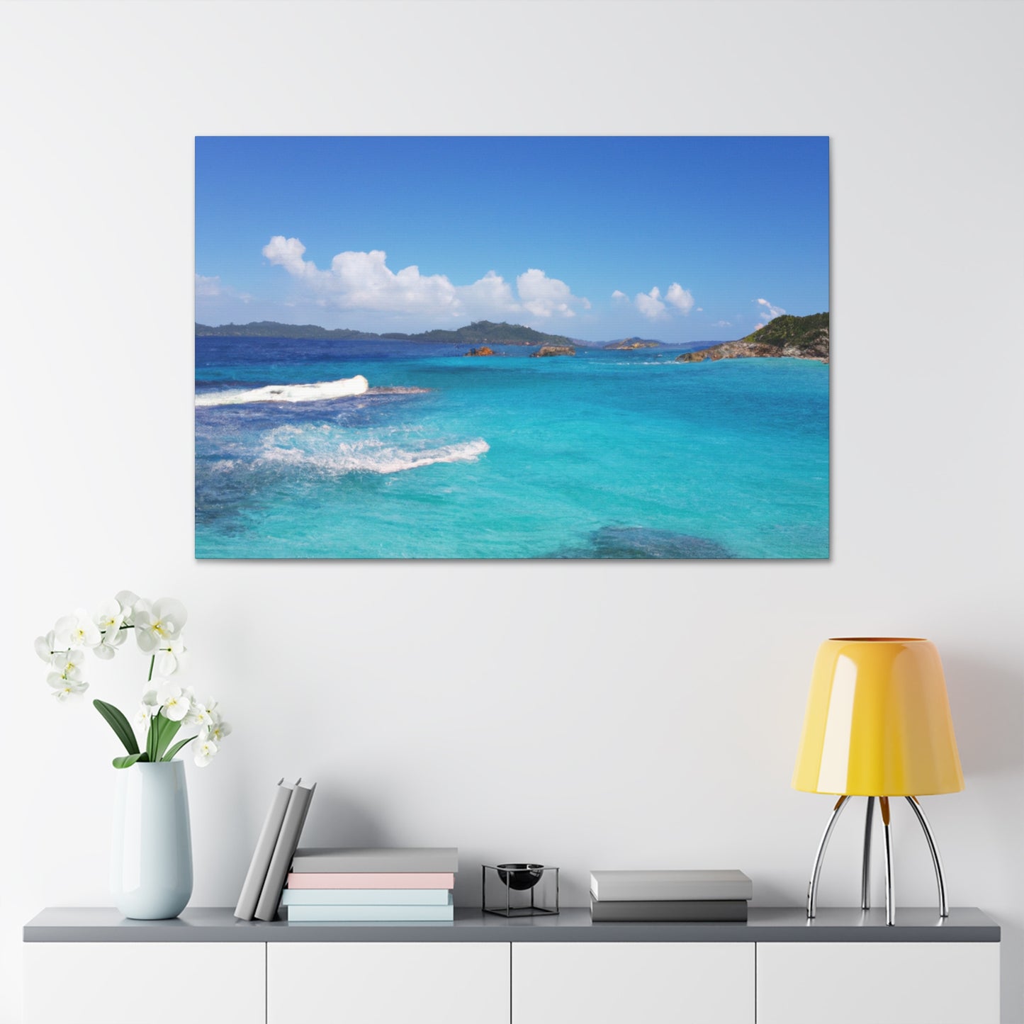 Tropical Dreamscape. - Canvas