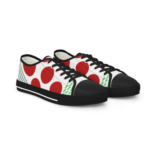 Griselda the Grandshoemaker - Low Top Shoes