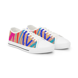 Delfina de la Merced - Low Top Shoes